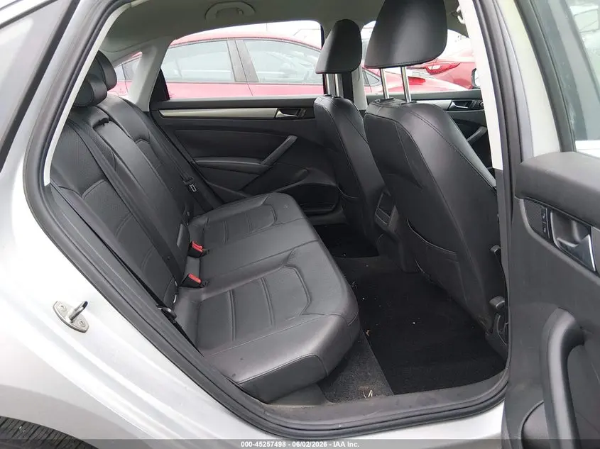 2014 VOLKSWAGEN PASSAT 1.8T WOLFSBURG EDITION