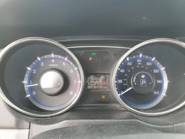 2013 HYUNDAI SONATA SE  