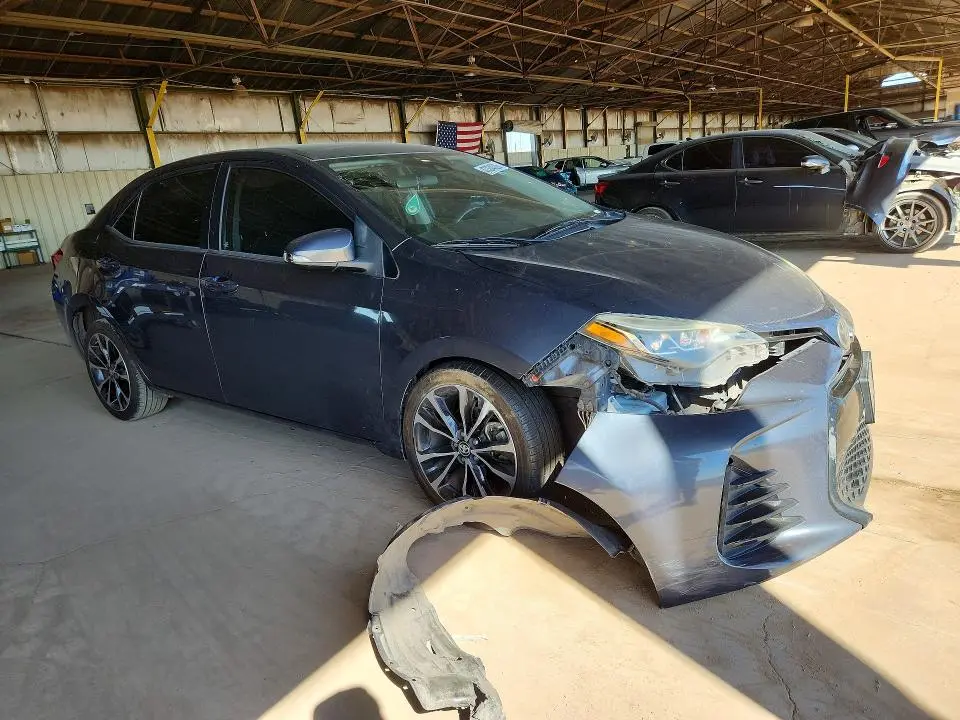 2017 TOYOTA COROLLA SE  