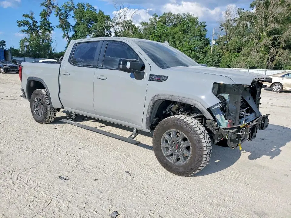 2025 GMC SIERRA K1500 AT4X  