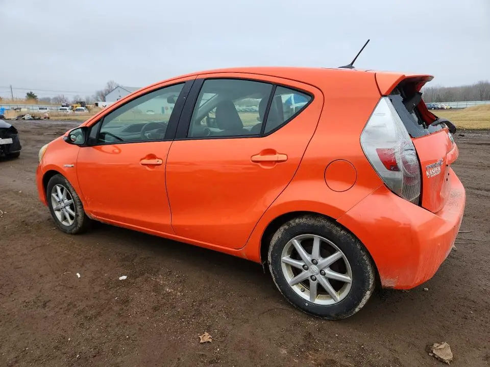 2013 TOYOTA PRIUS C THREE  