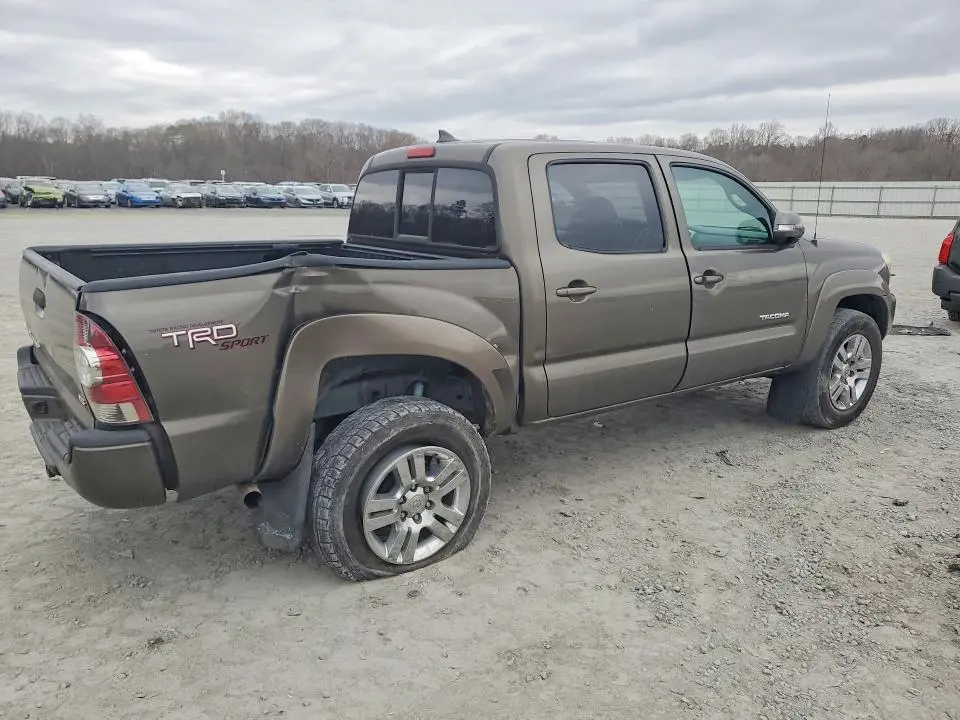 2012 TOYOTA TACOMA   