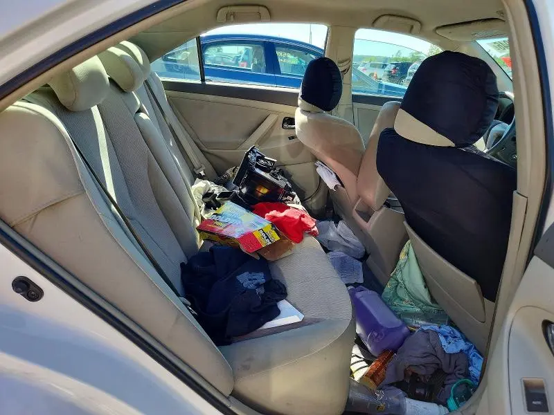 2011 TOYOTA CAMRY LE  