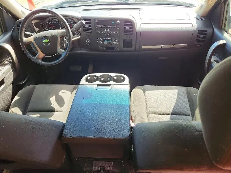 2011 CHEVROLET SILVERADO K1500 LT  