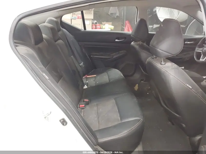 2021 NISSAN ALTIMA SR FWD