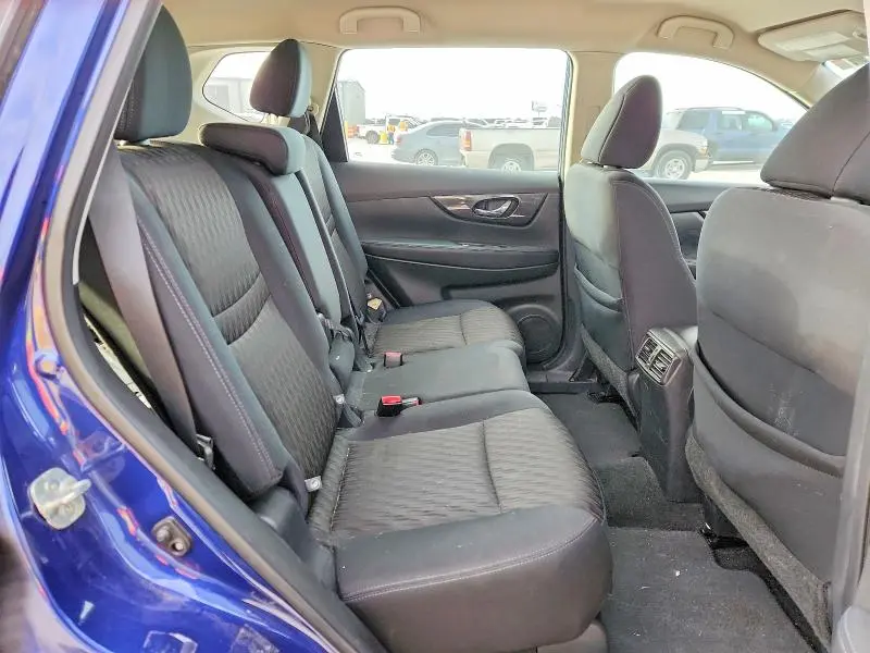 2017 NISSAN ROGUE S  
