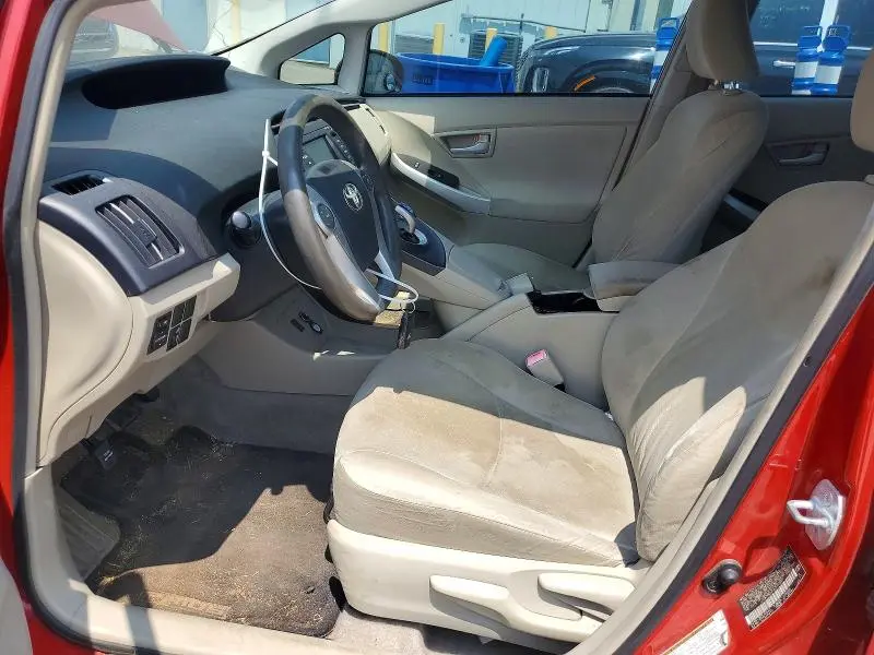 2010 TOYOTA PRIUS III  