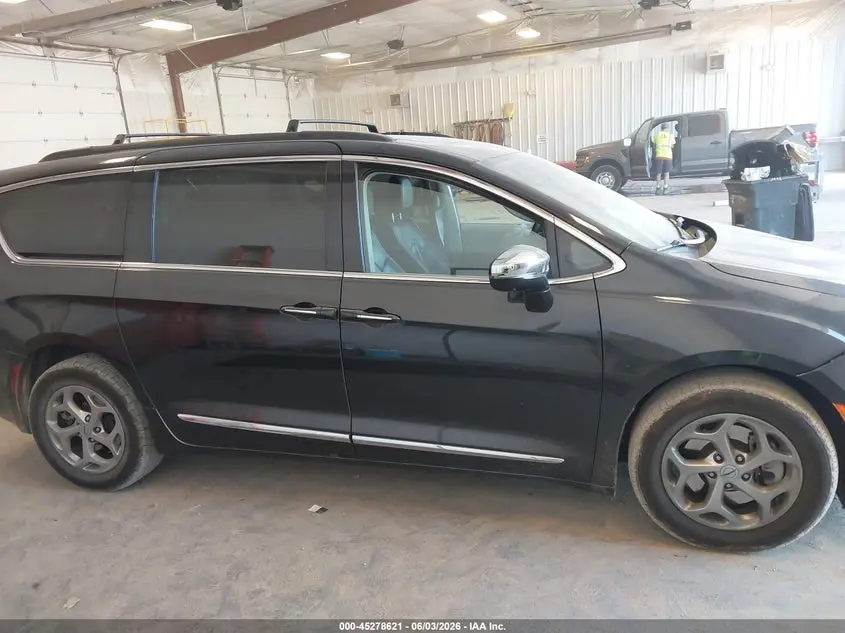 2022 CHRYSLER PACIFICA LIMITED AWD