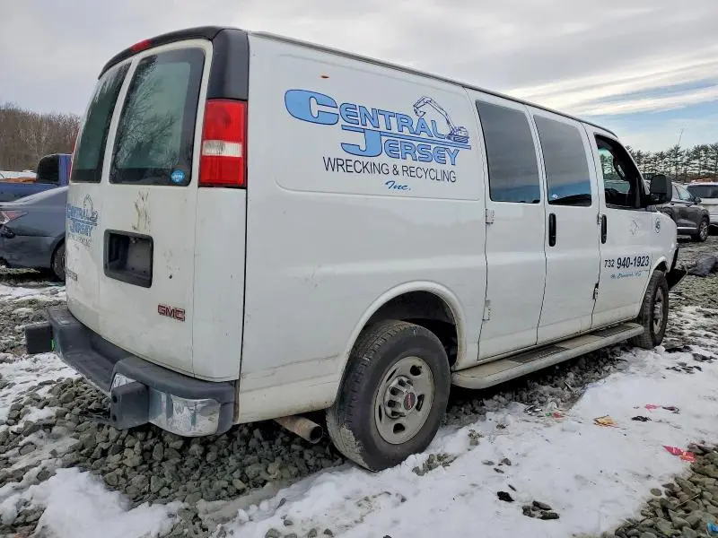 2017 GMC SAVANA G2500  
