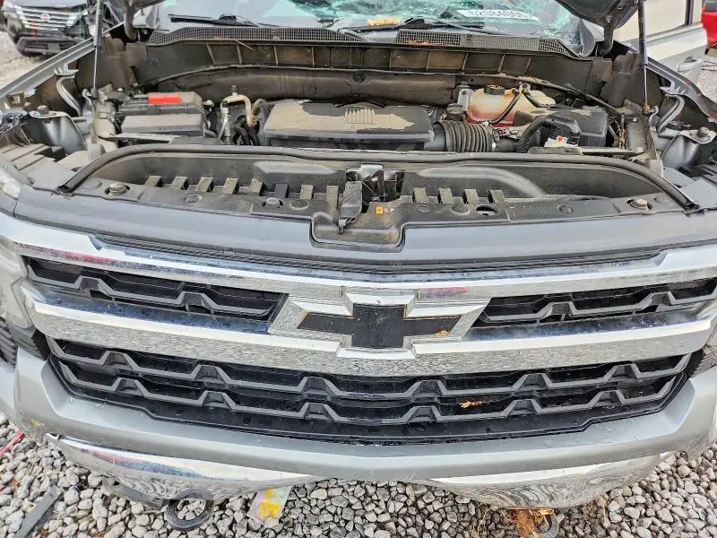 2024 CHEVROLET SILVERADO K1500 LT  