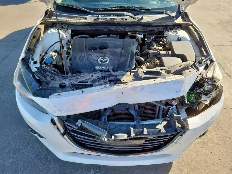 2014 MAZDA 3 TOURING  