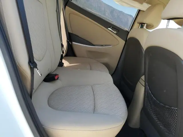 2012 HYUNDAI ACCENT GLS  