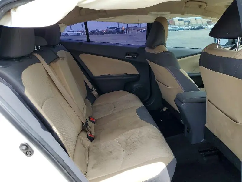 2016 TOYOTA PRIUS TWO  