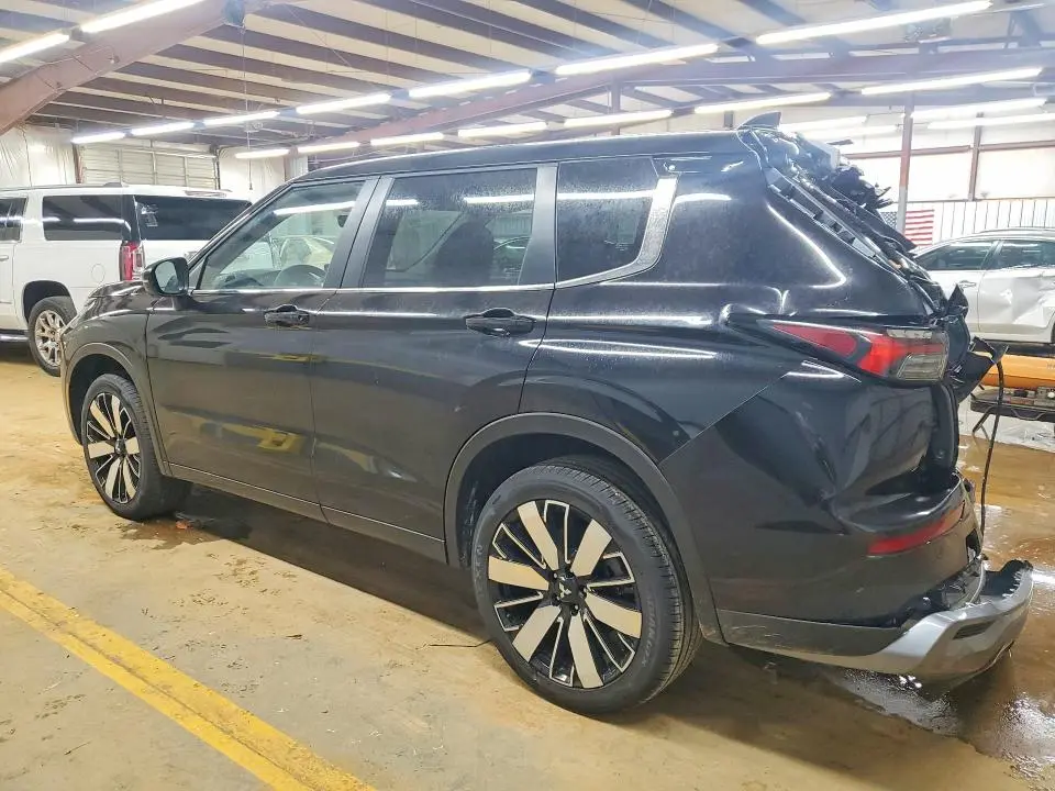 2025 MITSUBISHI OUTLANDER SE  