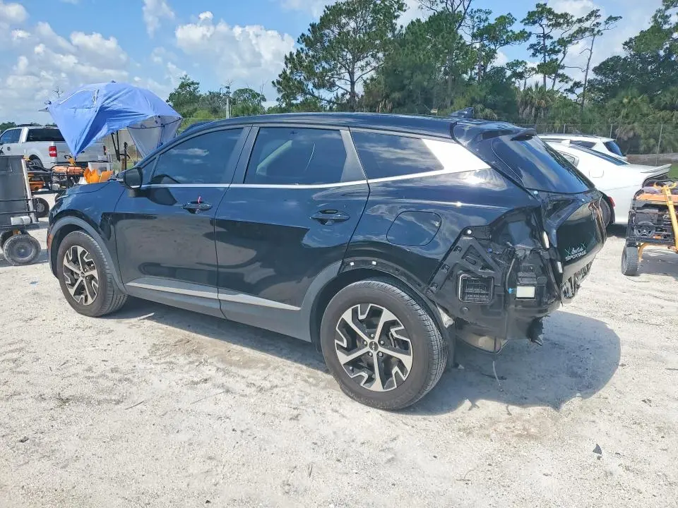 2023 KIA SPORTAGE EX  