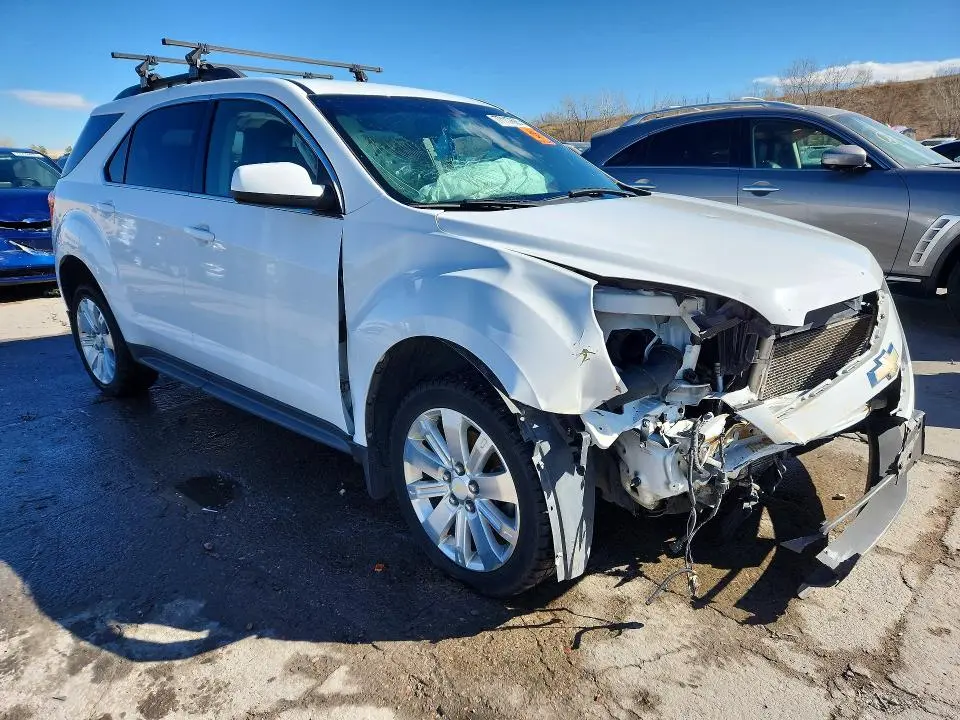 2011 CHEVROLET EQUINOX LT  