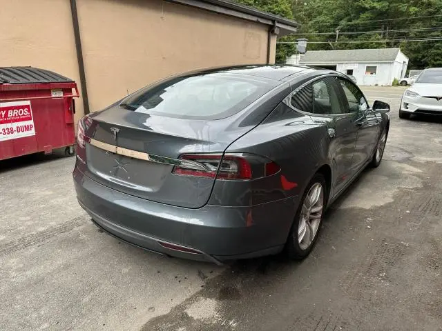 2013 TESLA MODEL S   