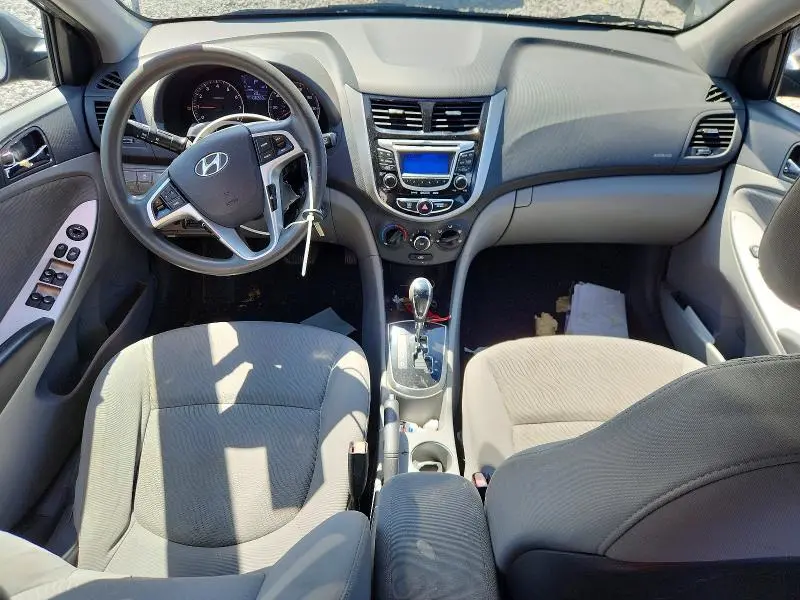 2013 HYUNDAI ACCENT GLS  