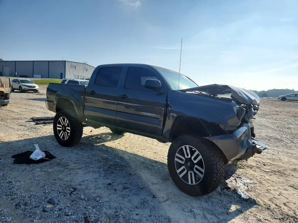 2012 TOYOTA TACOMA V6  