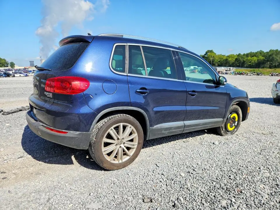 2014 VOLKSWAGEN TIGUAN S  
