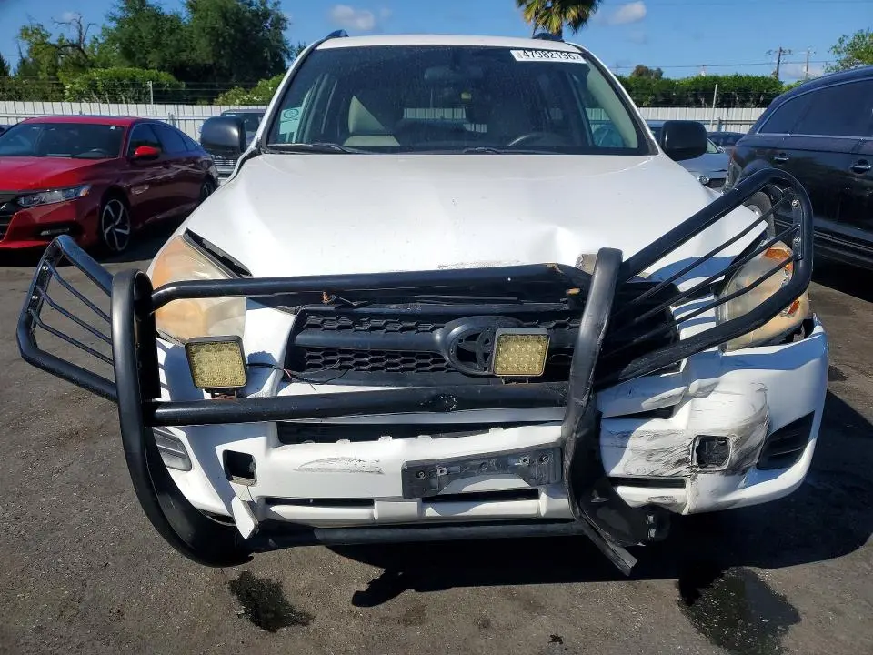 2011 TOYOTA RAV4 BASE  