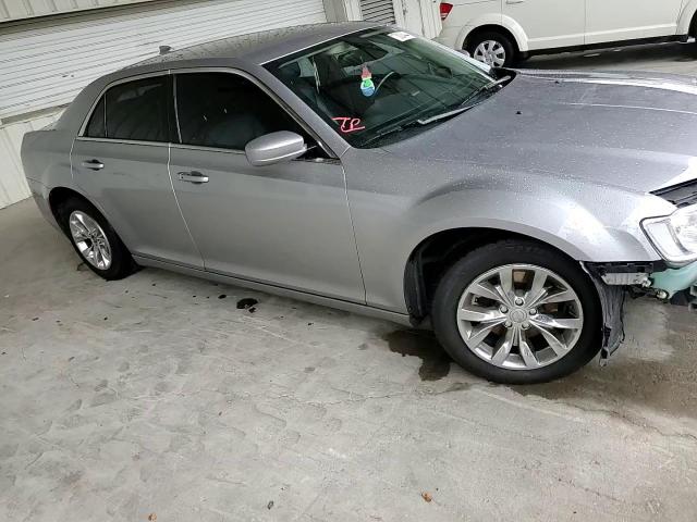 2015 CHRYSLER 300 LIMITED