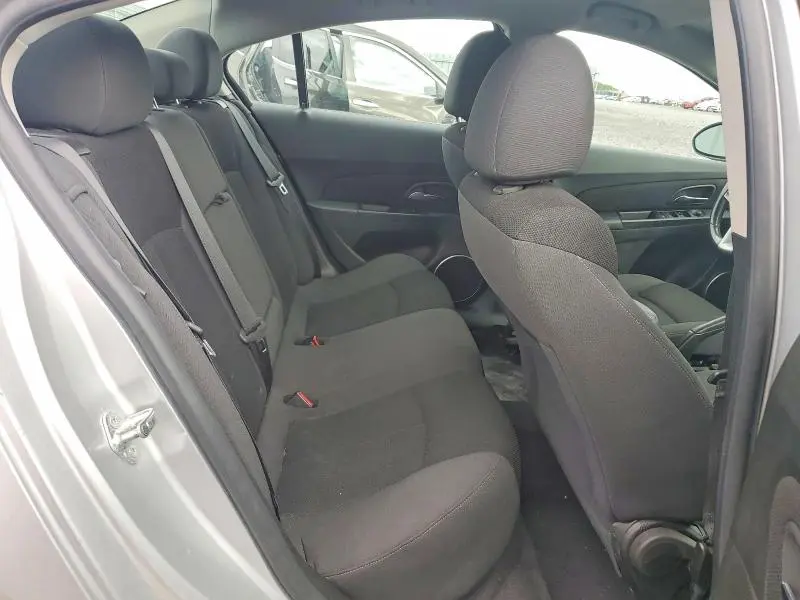 2011 CHEVROLET CRUZE LT  