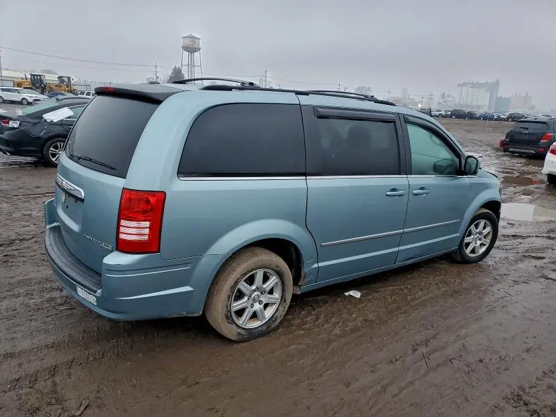 2010 CHRYSLER TOWN & COUNTRY TOURING PLUS  