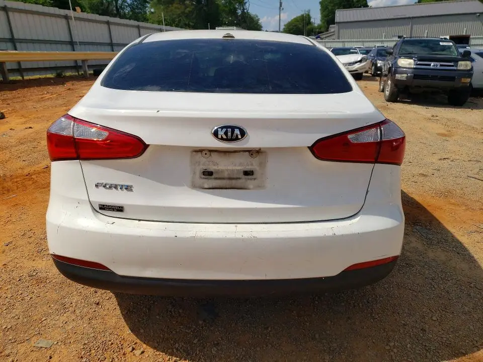 2016 KIA FORTE LX  