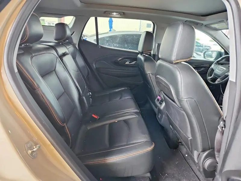 2022 GMC TERRAIN AT4  