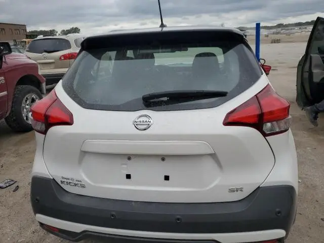 2020 NISSAN KICKS SR  
