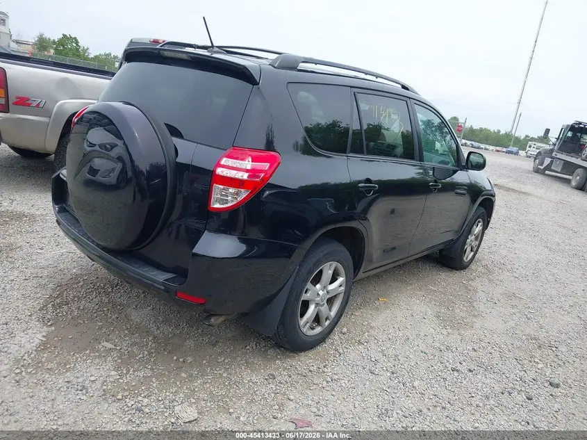 2012 TOYOTA RAV4  