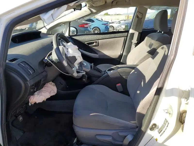 2014 TOYOTA PRIUS TWO  