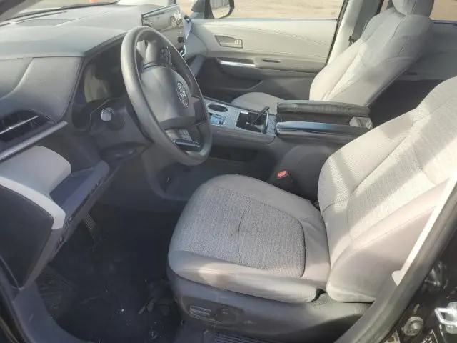 2023 TOYOTA SIENNA LE  
