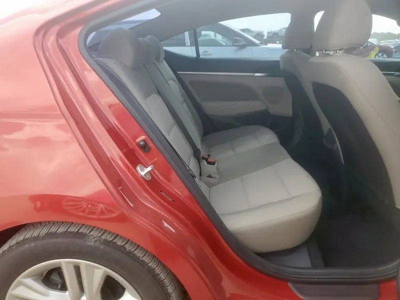 2019 HYUNDAI ELANTRA SEL  
