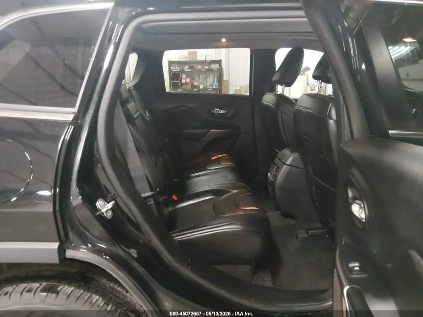 2019 JEEP CHEROKEE LATITUDE PLUS 4X4