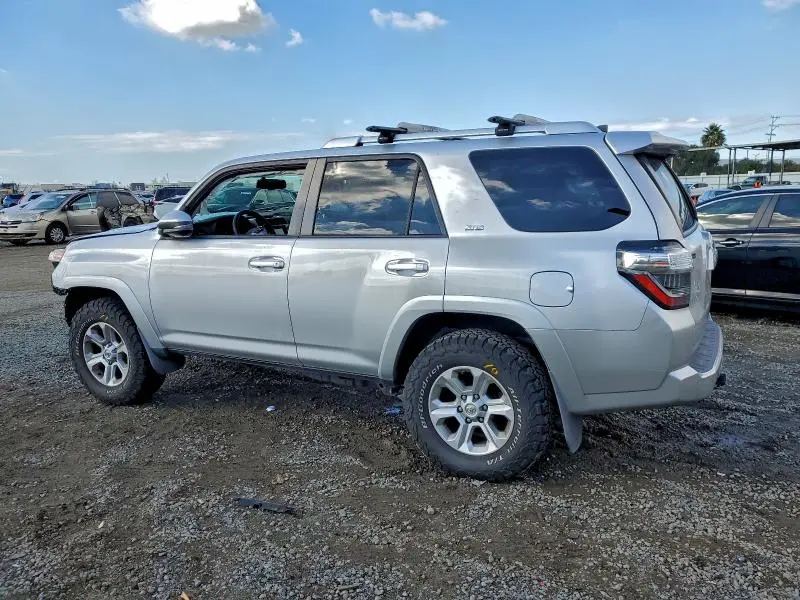 2016 TOYOTA 4RUNNER SR5/SR5 PREMIUM  
