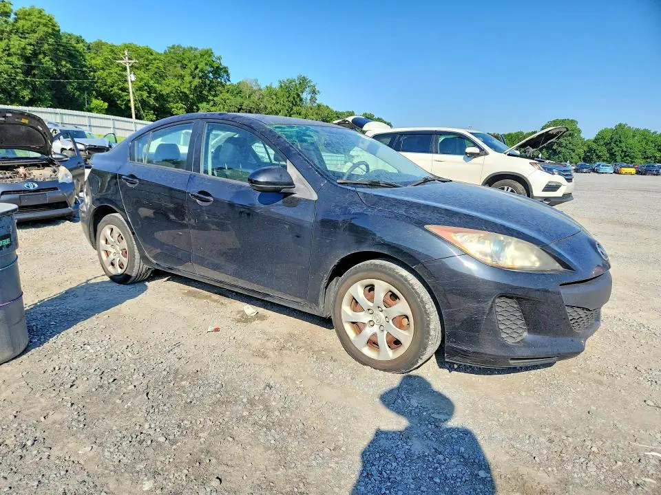 2013 MAZDA 3 I  
