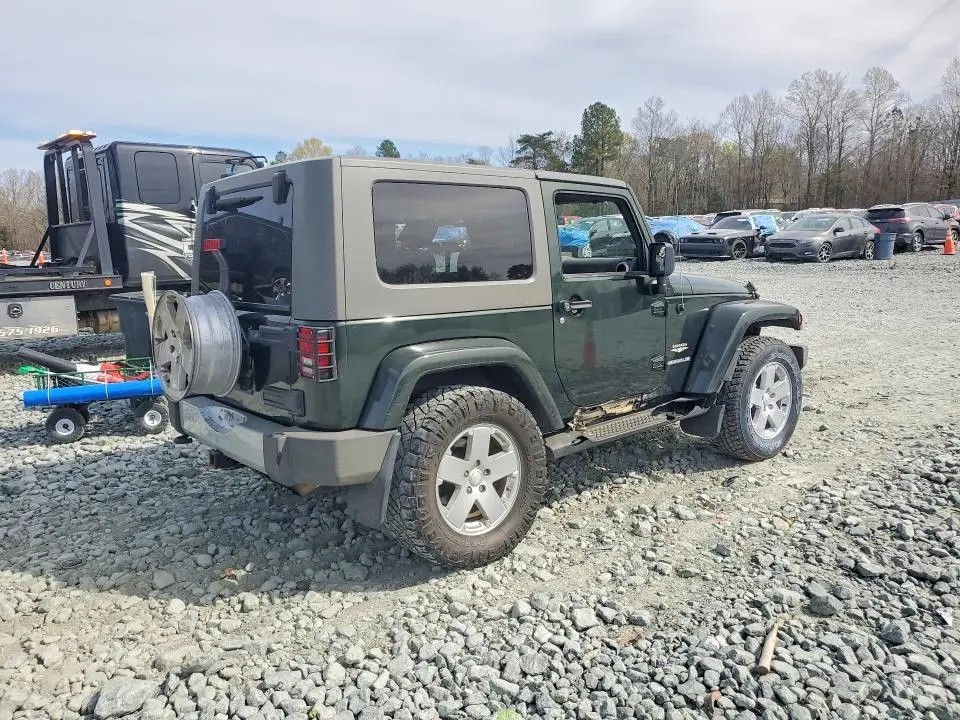 2010 JEEP WRANGLER SAHARA  