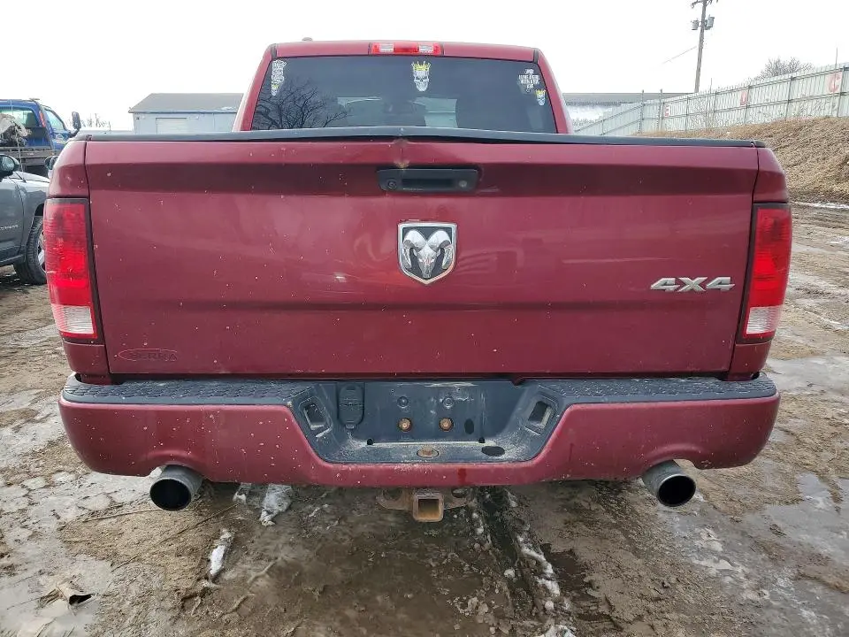 2014 RAM 1500 ST  