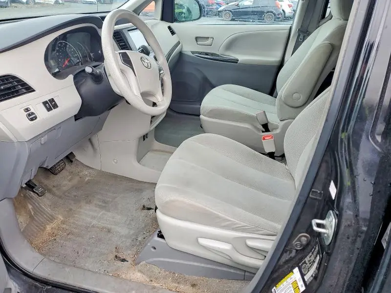 2012 TOYOTA SIENNA BASE 7-PASSENGER  