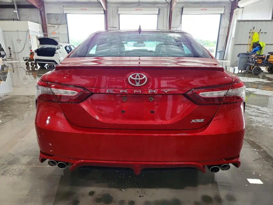 2019 TOYOTA CAMRY XSE  