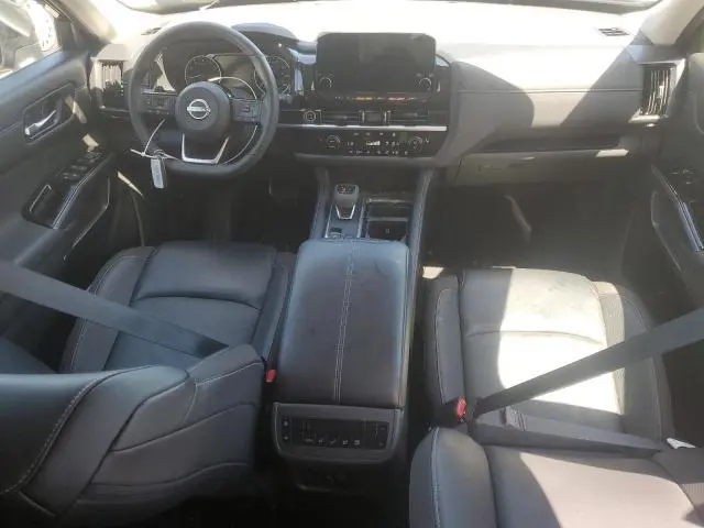 2024 NISSAN PATHFINDER SL  