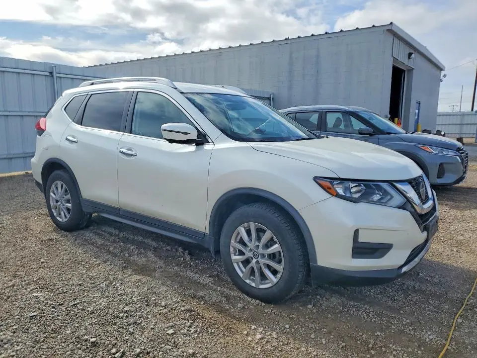 2018 NISSAN ROGUE SV  