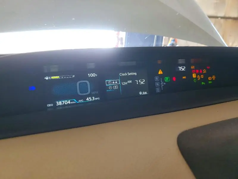 2019 TOYOTA PRIUS XLE AWD-E  