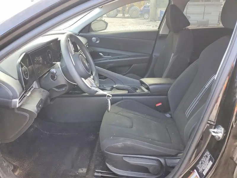 2024 HYUNDAI ELANTRA 4D   