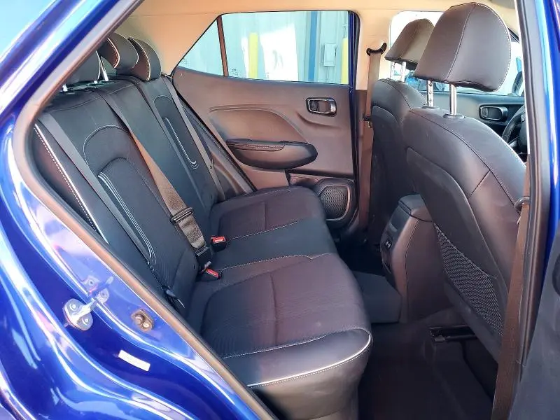 2024 HYUNDAI VENUE SEL  