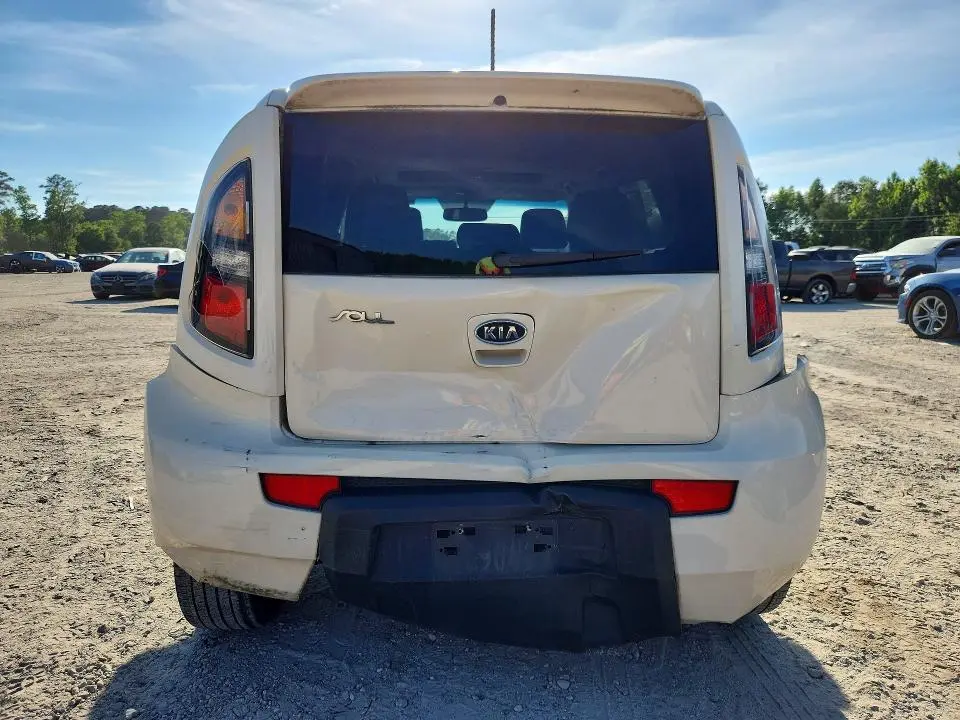 2011 KIA SOUL !  