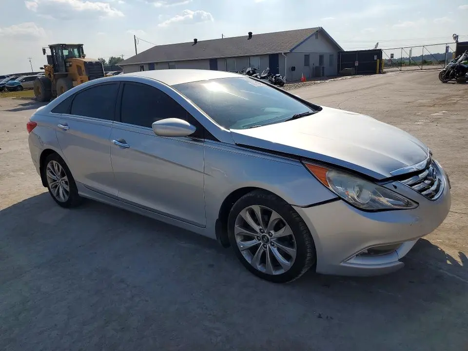 2013 HYUNDAI SONATA SE  