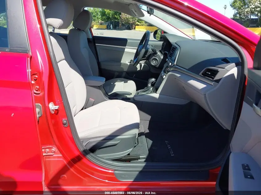 2020 HYUNDAI ELANTRA SE
